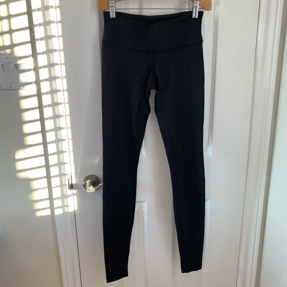 ONLY WORN x1 - Lululemon Black Leggings